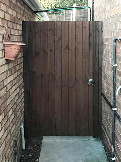 fence mid feath