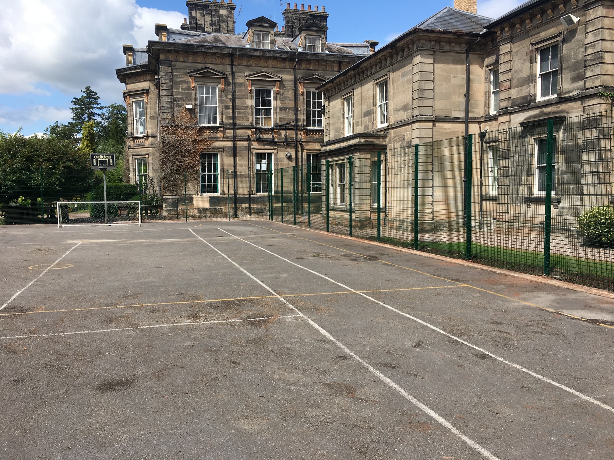 3 Metre High 868 Twin Wire with Rebound to Tennis Court 3 Metre High 868 Twin Wire with Rebound to Tennis Court