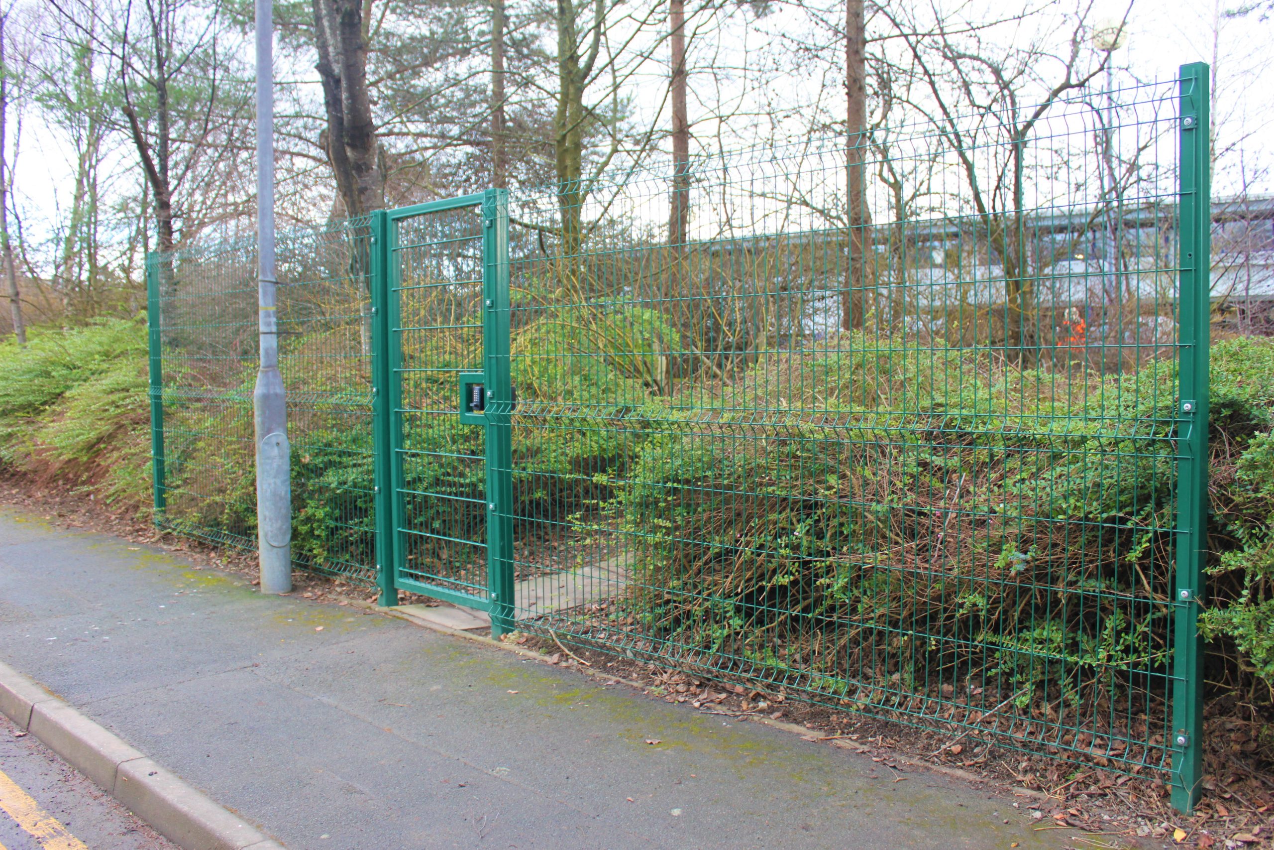 Moorland V Mesh Fencing & Gate Boundary Services.10